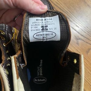 Thorogood Men’s boots- like brand new; ASTM F2892-18